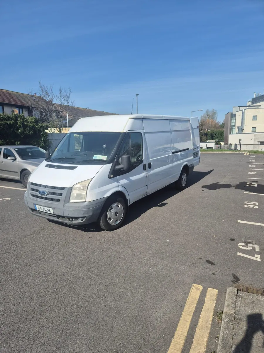 Transit van - Image 2