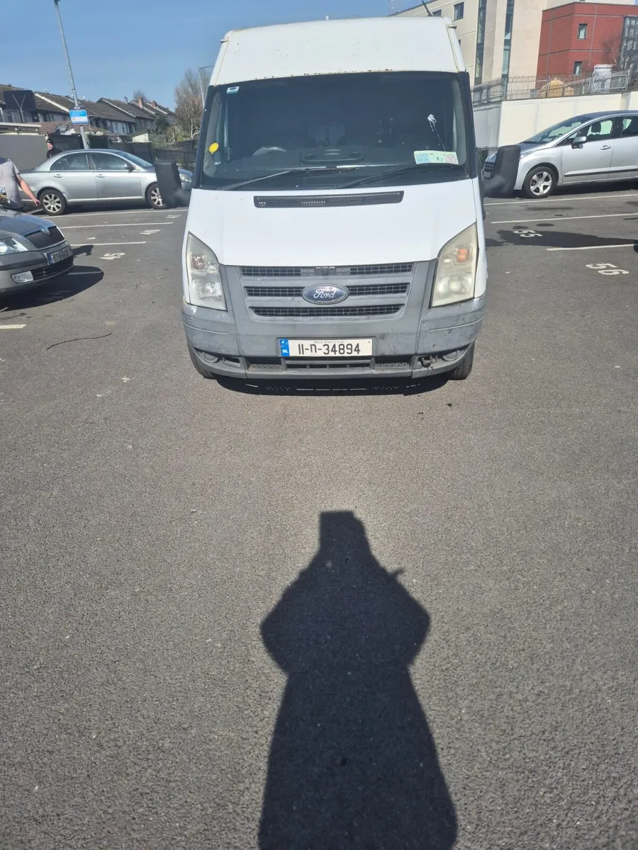 Transit van - Image 4