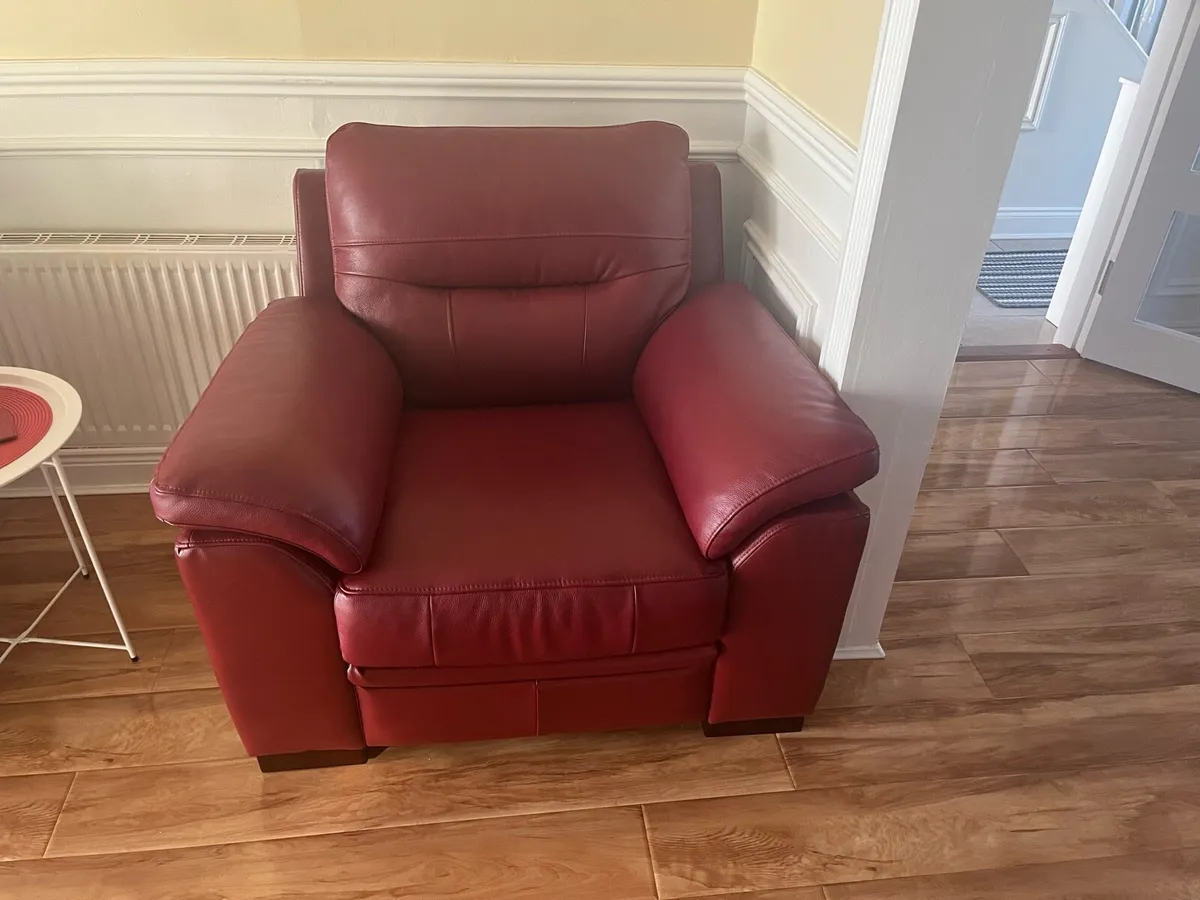 3 seater couch and one single seater - Image 3