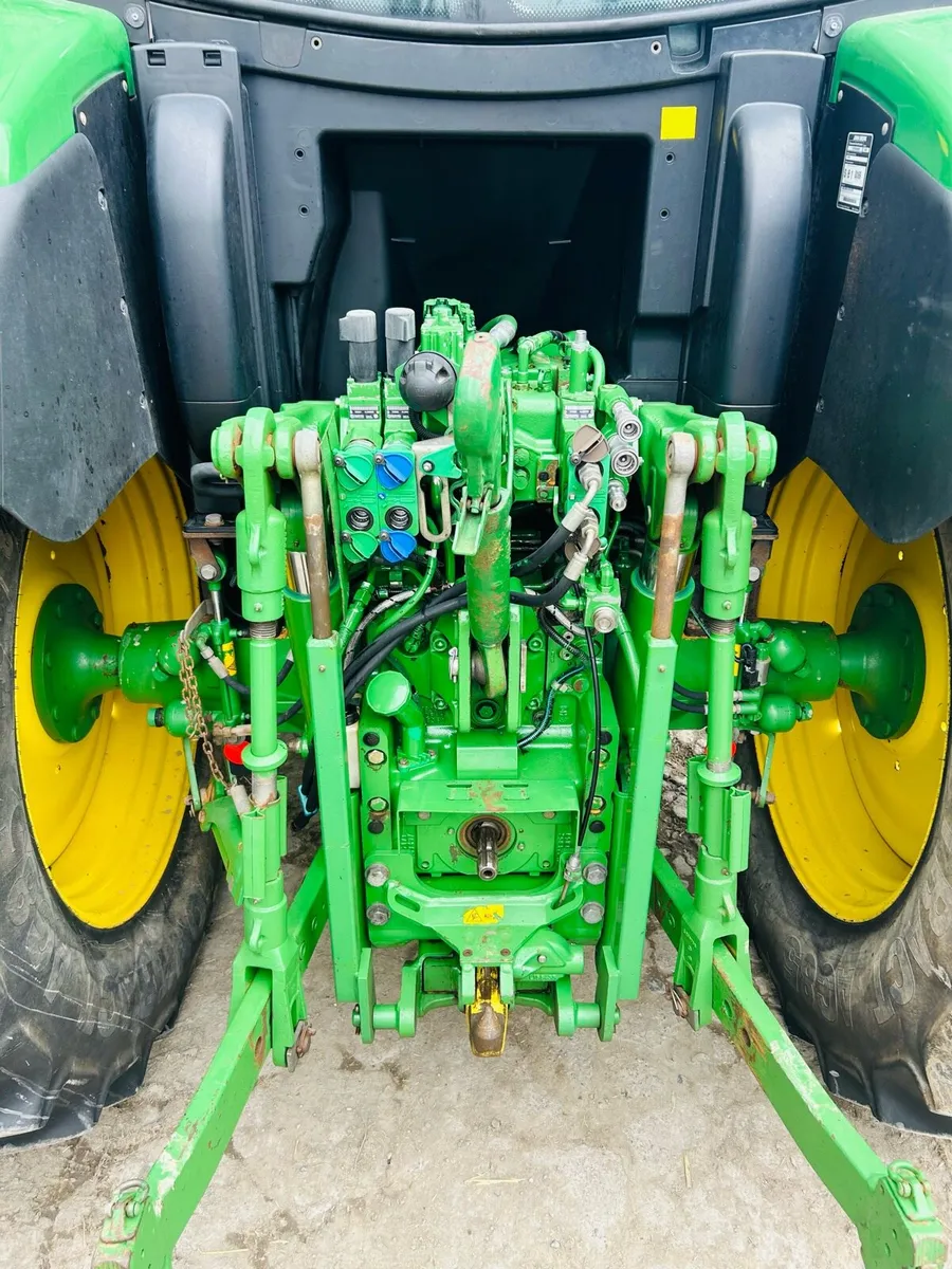 6125R John Deere - Image 4