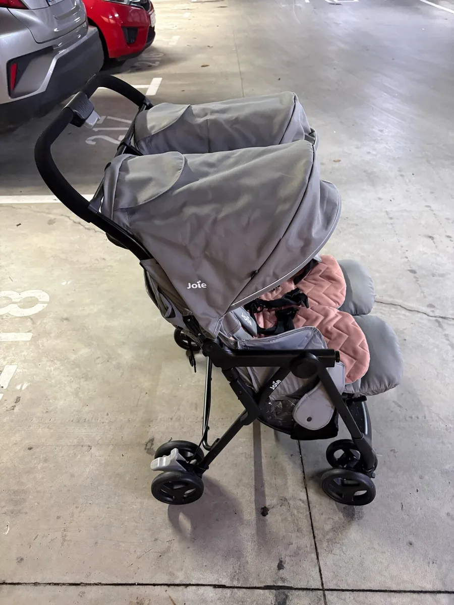New Twin Stroller - Image 2