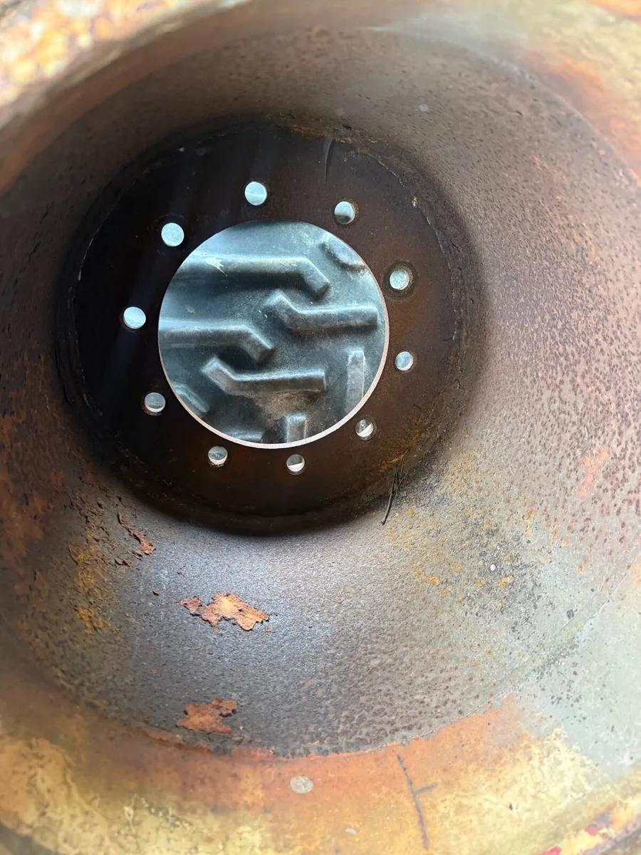 4 OVERSIZE 10STUD WHEELS - Image 3