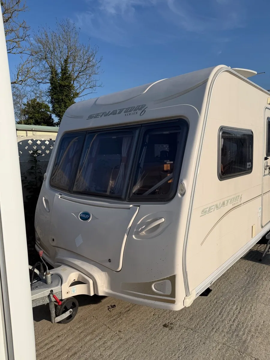 Barely senator series 6 - Image 2