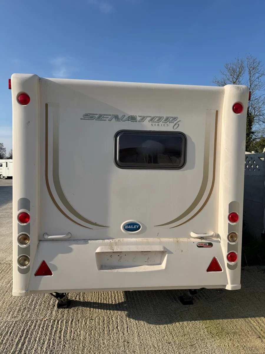 Barely senator series 6 - Image 3