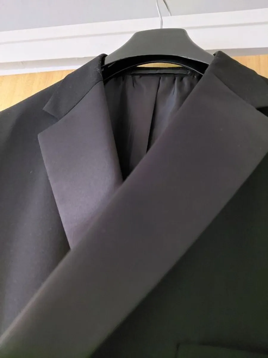 Black Tuxedo Jacket - Image 2