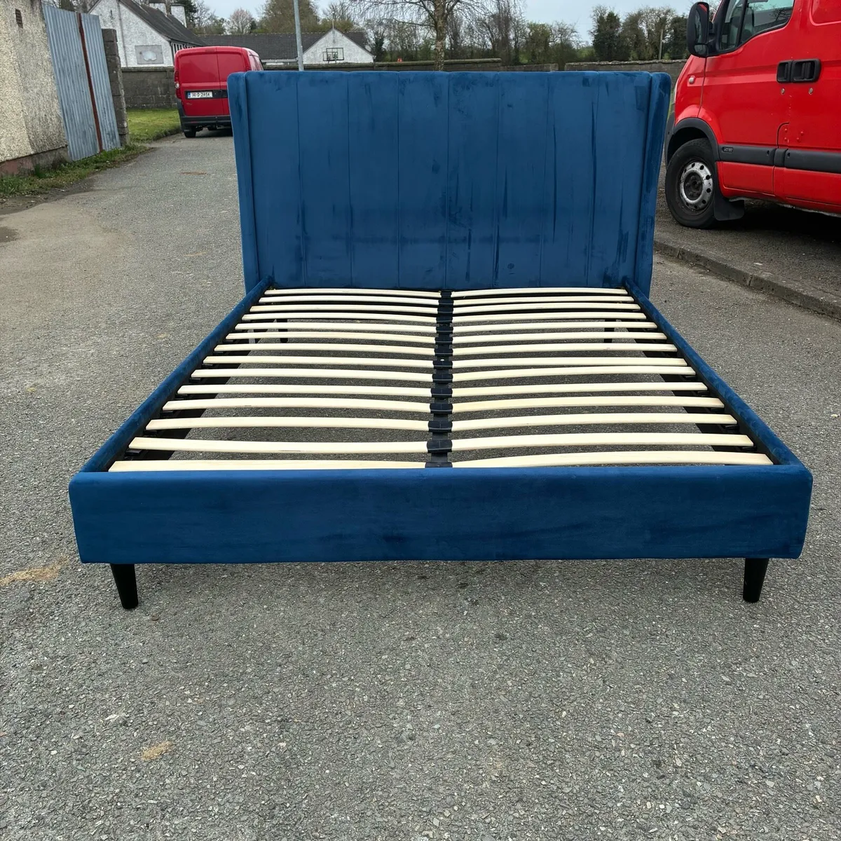 Fab! Crushed velvet Blue 5ft king bed frame - Image 1