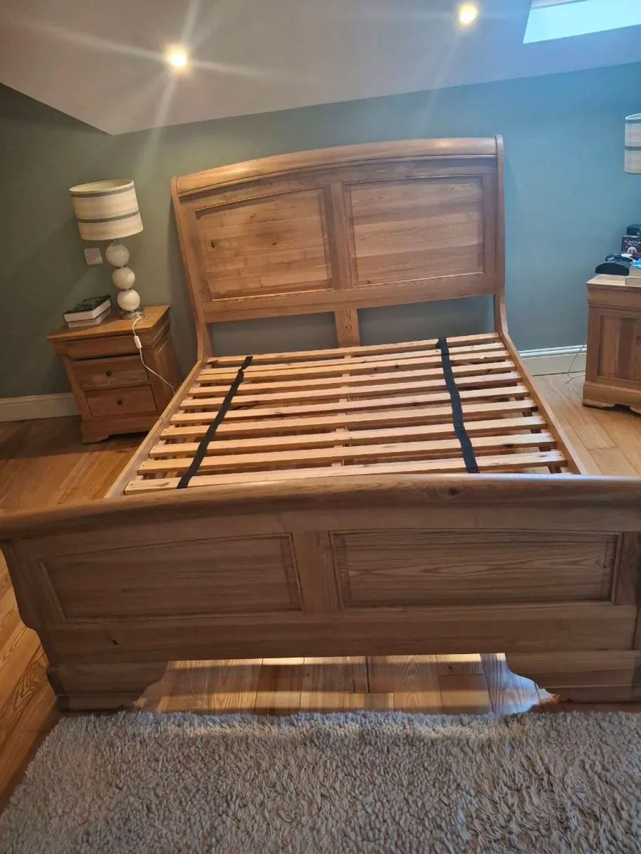 Bedroom set, bed,drawer,locker,warerobe - Image 2