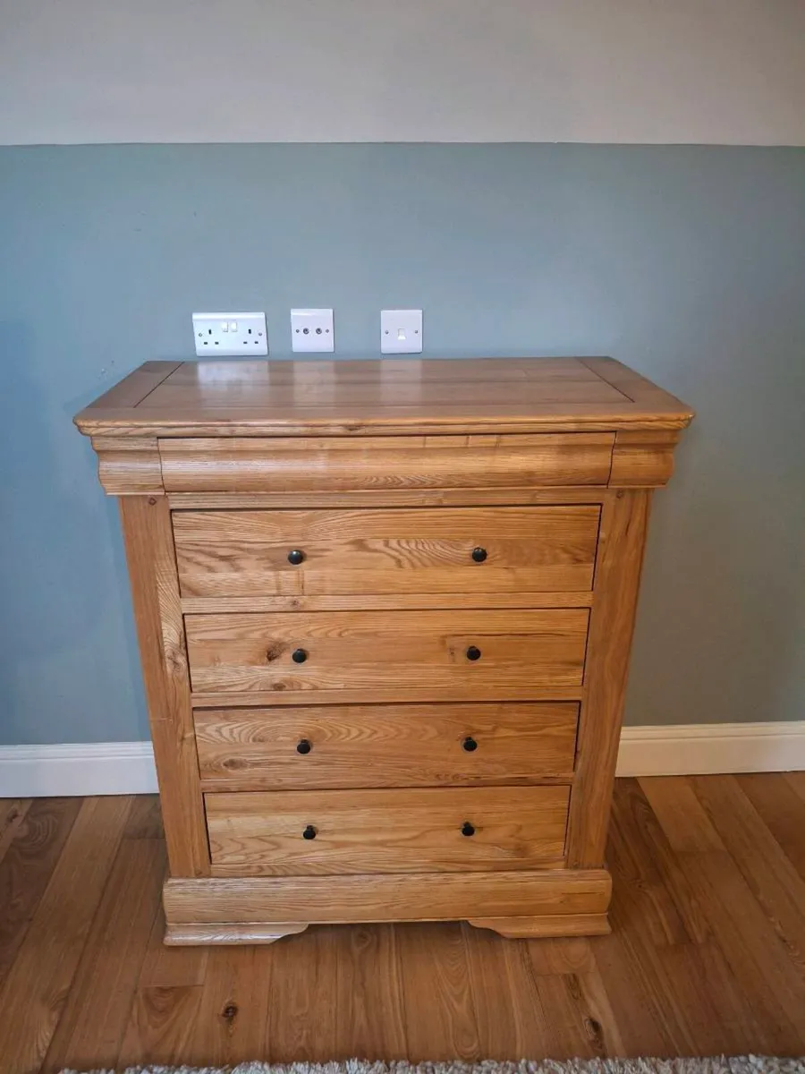 Bedroom set, bed,drawer,locker,warerobe - Image 3