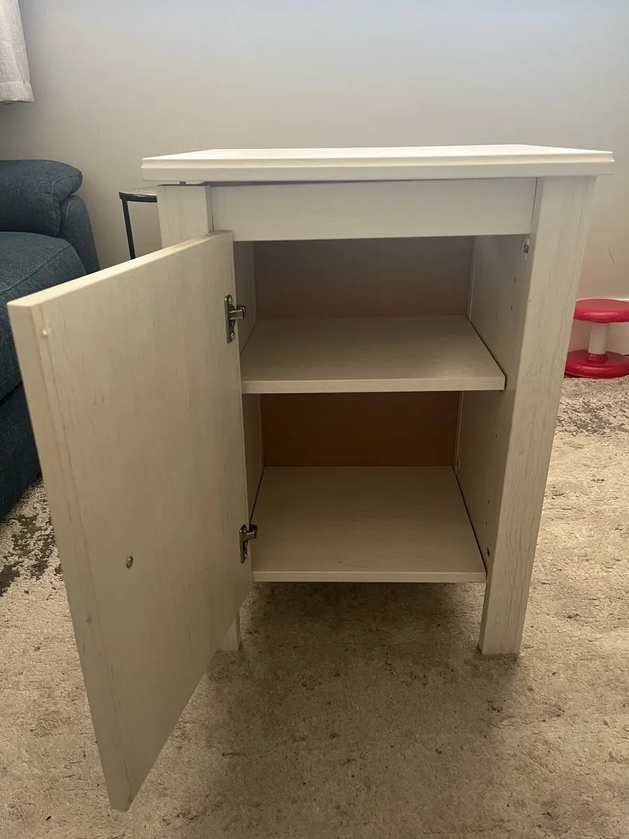 Bedside lockers - Image 2