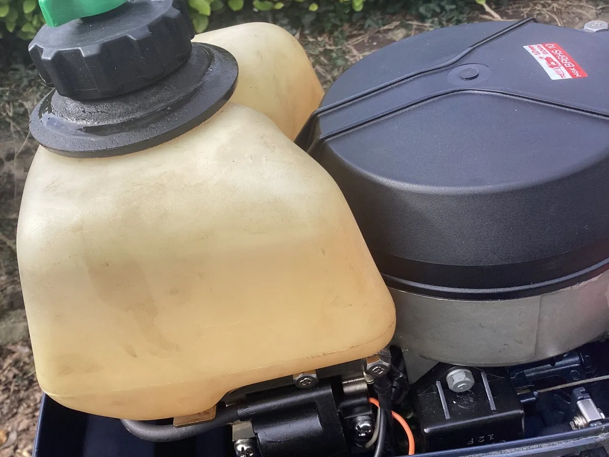 Outboard engine Yamaha Malta - Image 3