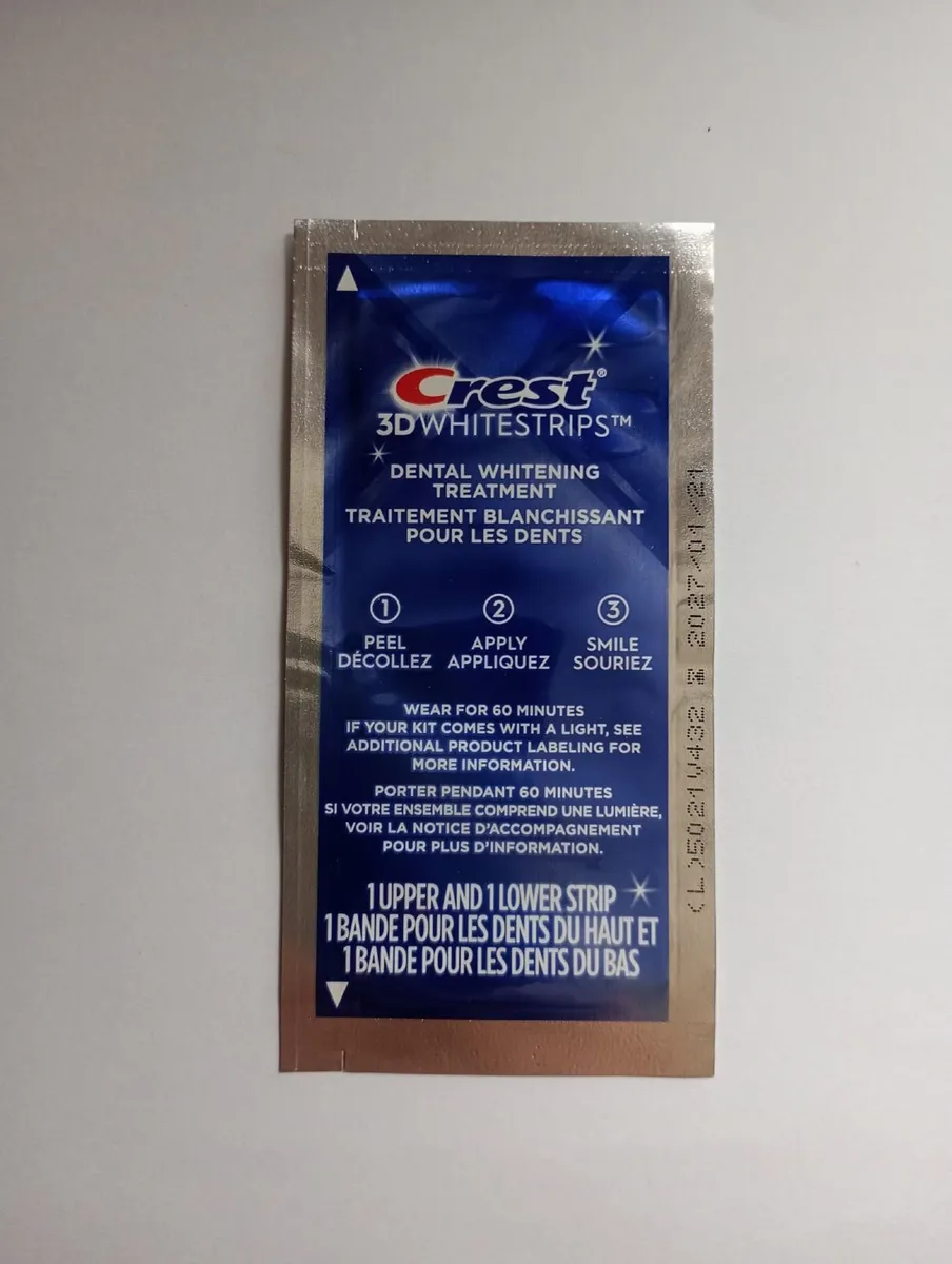 Crest 1-Hour Express Teeth Whitening Strips LV12 - Image 2