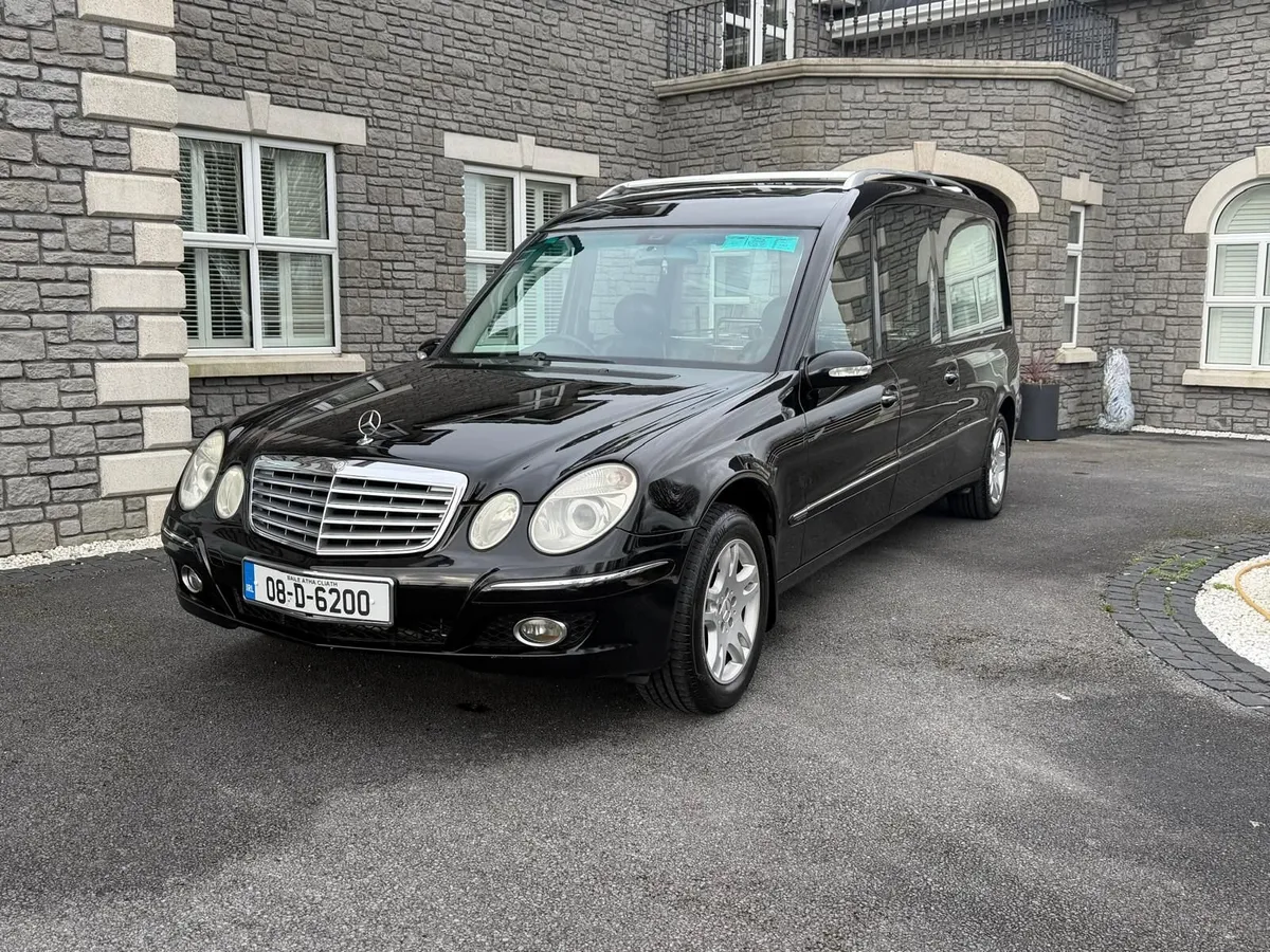 Mercedes Hearse - Image 2