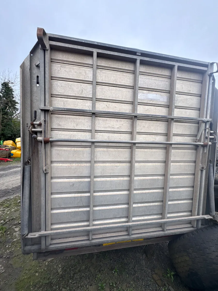 Ifor Williams 14ft dp cattle trailer - Image 2