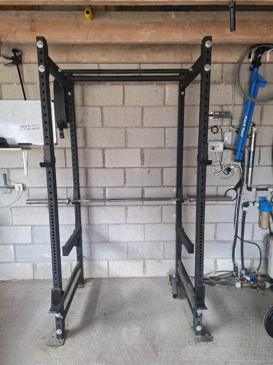 ROGUE Squat Rack - Image 1