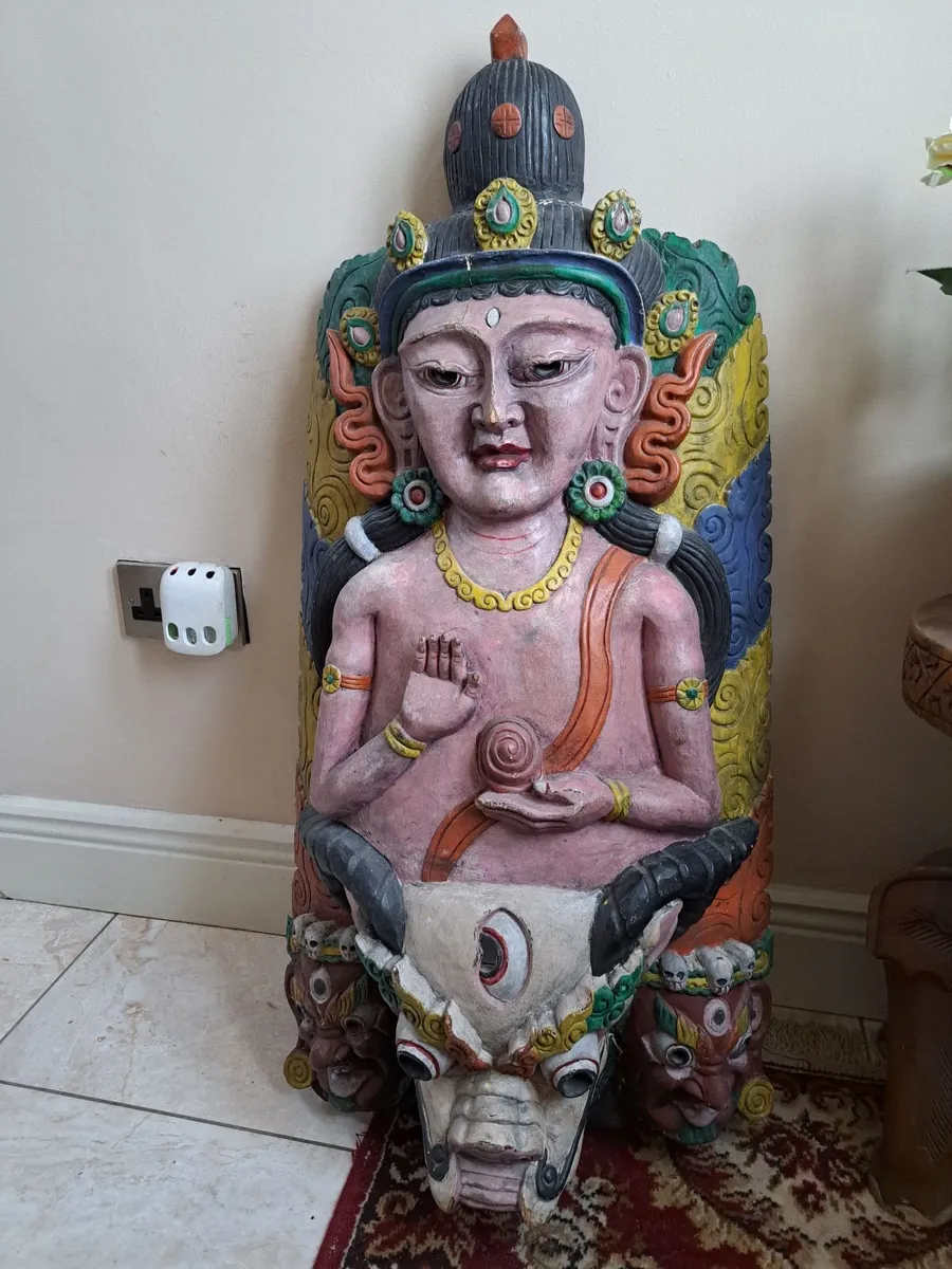 Decorative wall piece - Image 1