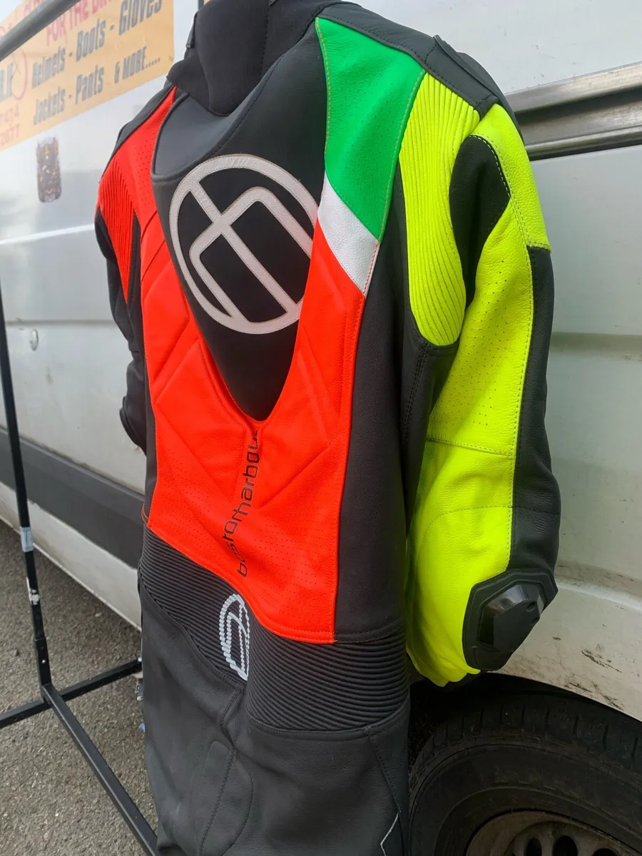 Motorcycle clothing - Image 2