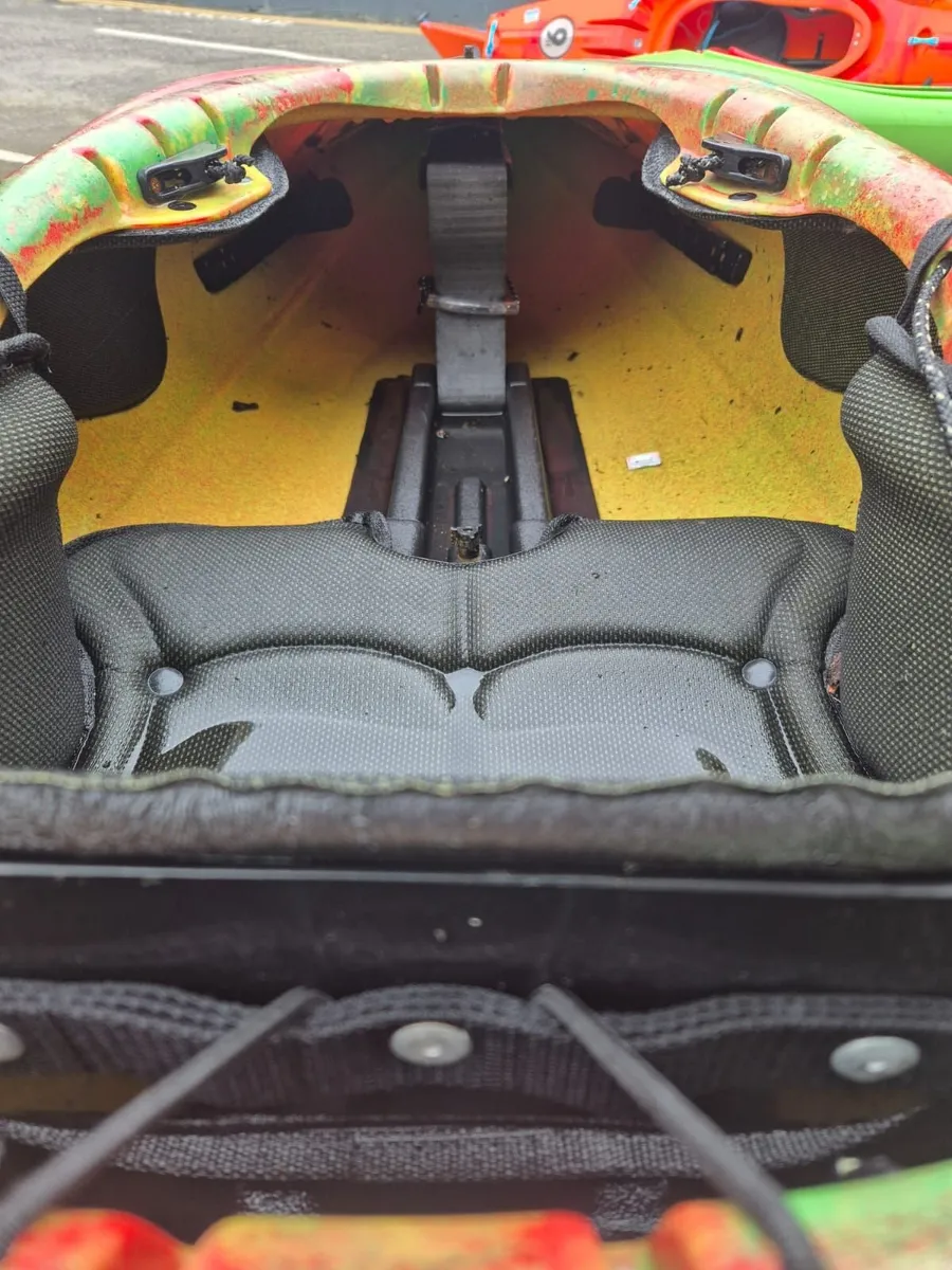 Used Jackson Rogue Kayak - Image 3