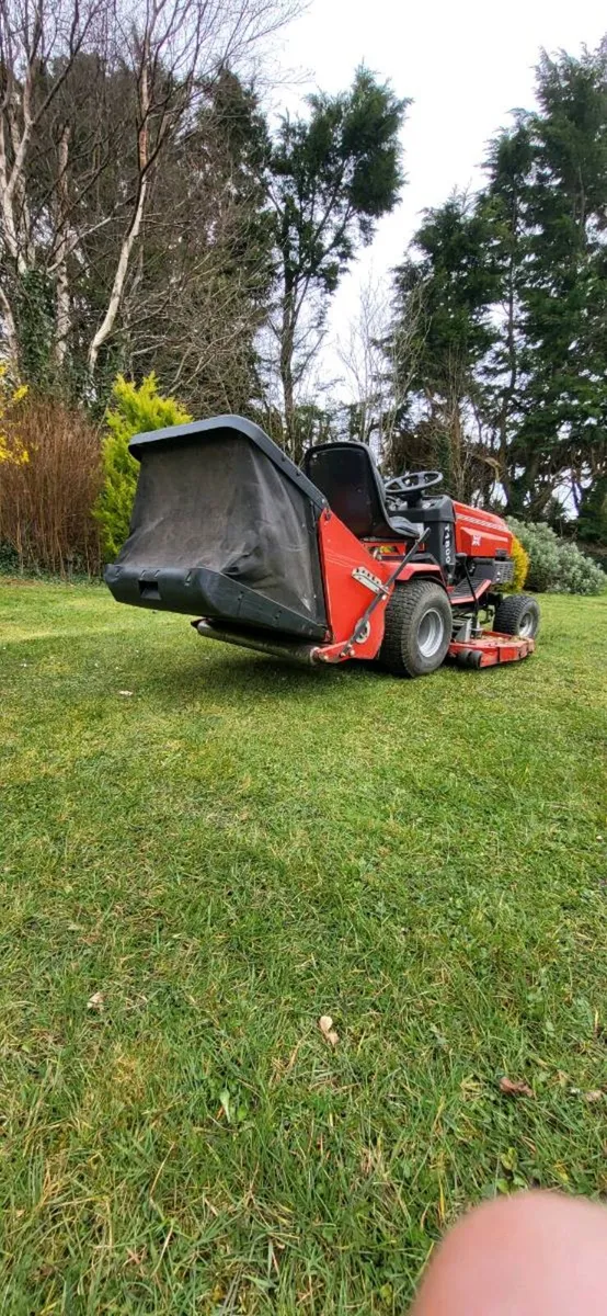 Ride on Mower - Image 3