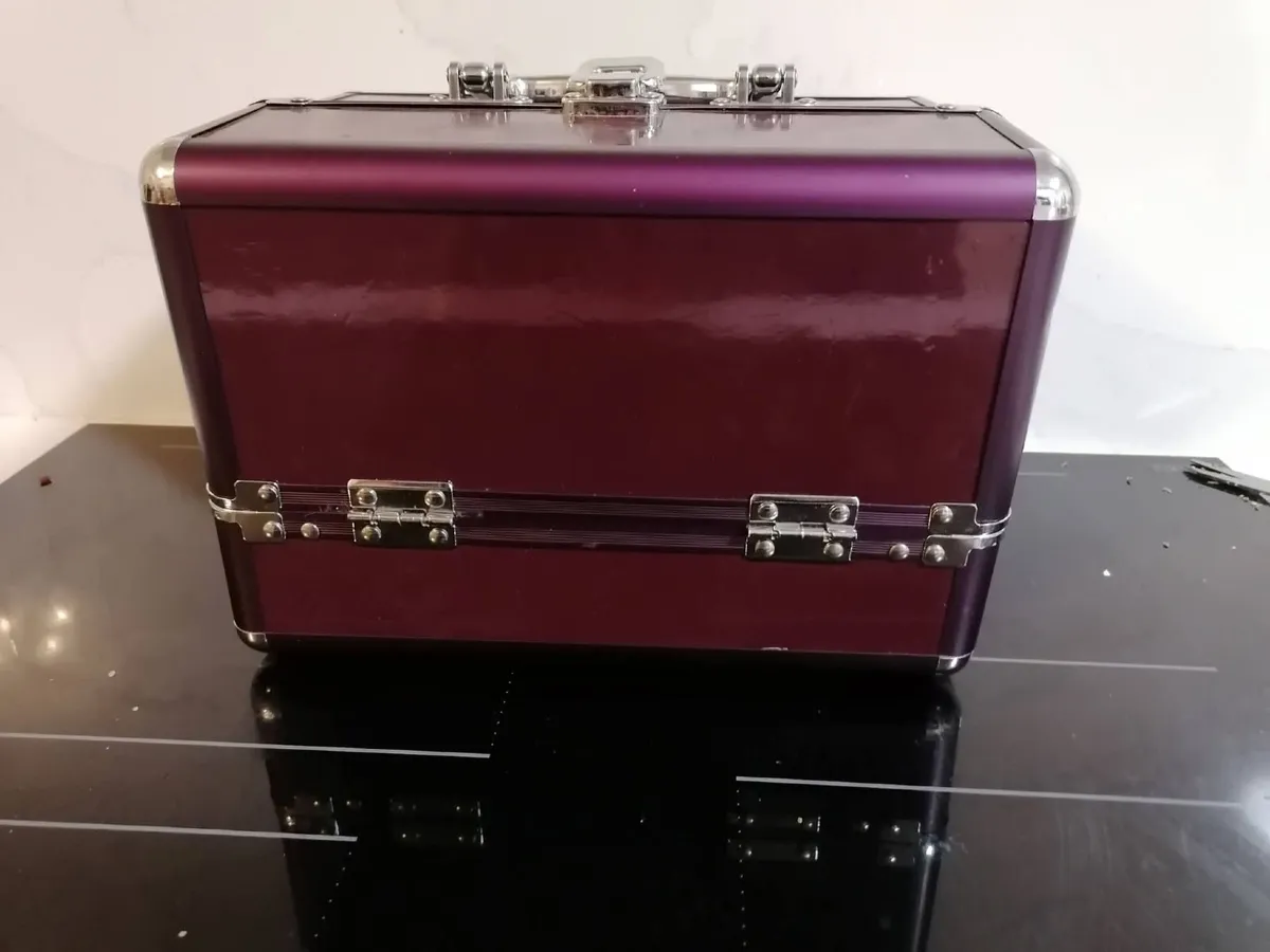 Make up Case - Image 3