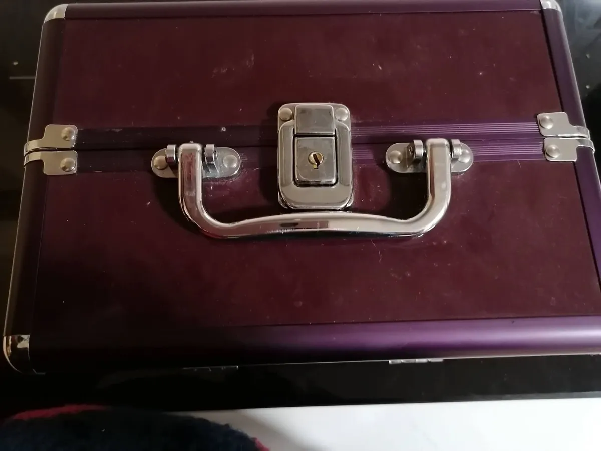 Make up Case - Image 4