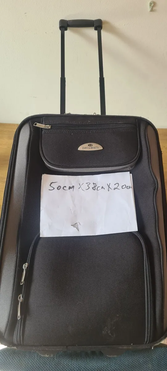 Carry on case can be used on all airlines - Image 1