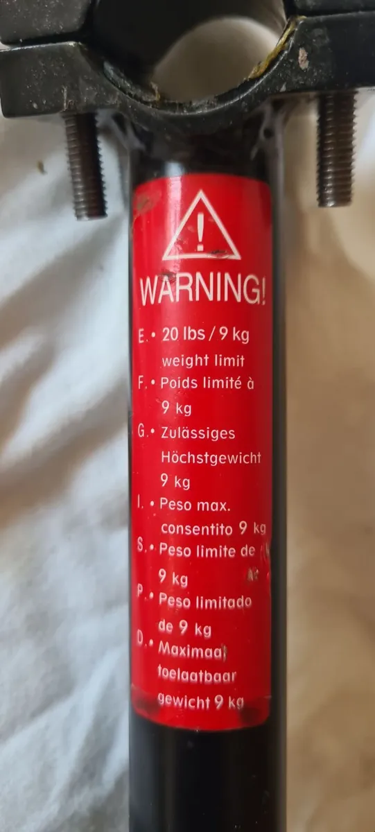 Bike Luggage Carrier - Image 3