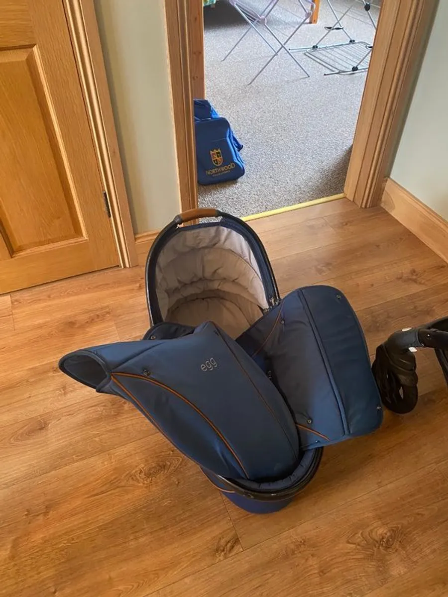 Egg Pram - Image 2