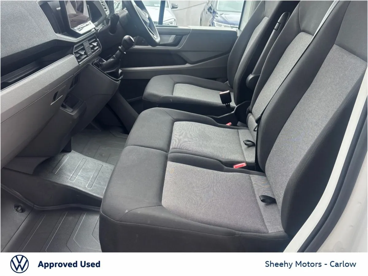 Volkswagen Crafter 30 2.0TDI 140hp MWB HR Highline - Image 4