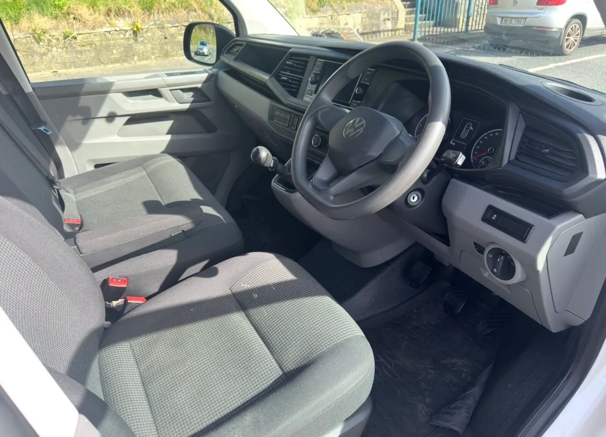 Volkswagen transporter - Image 1