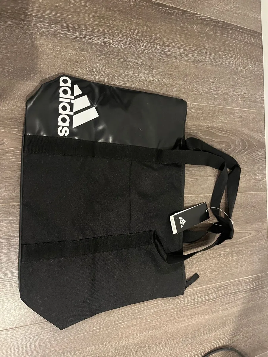 Adidas bag - Image 2