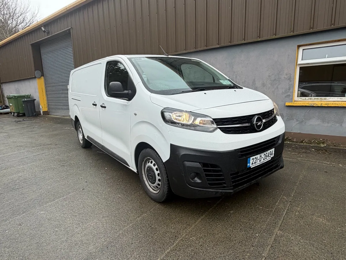 2022 Opel Vivaro. 103 km - Image 1