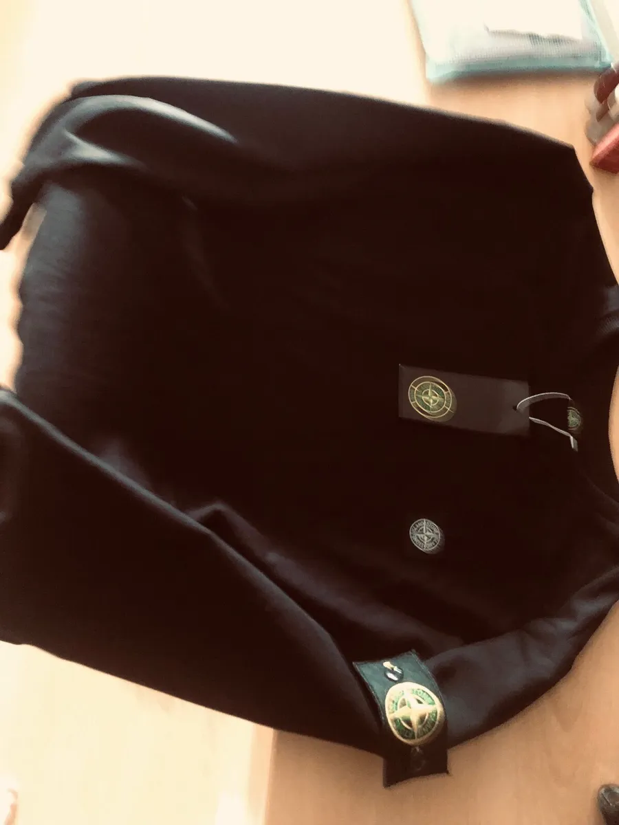 Bran new stone island sweater