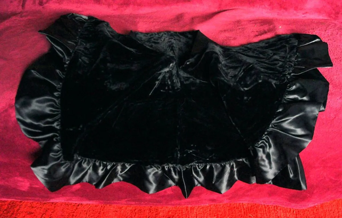 Black Velvet Shawl - Image 1