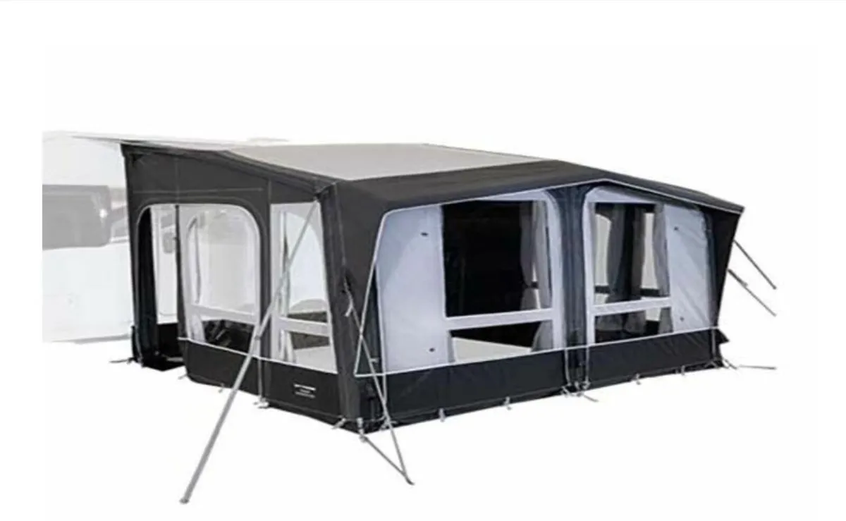 Caravan Dometic Club 390 S All Season Air Awning - Image 1