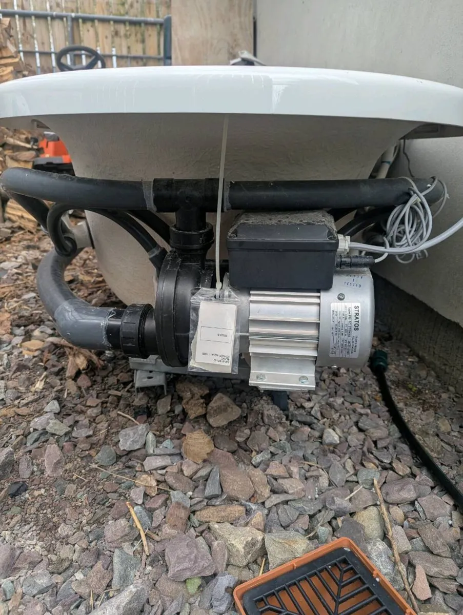 Jacuzzi Bathtub - Image 3