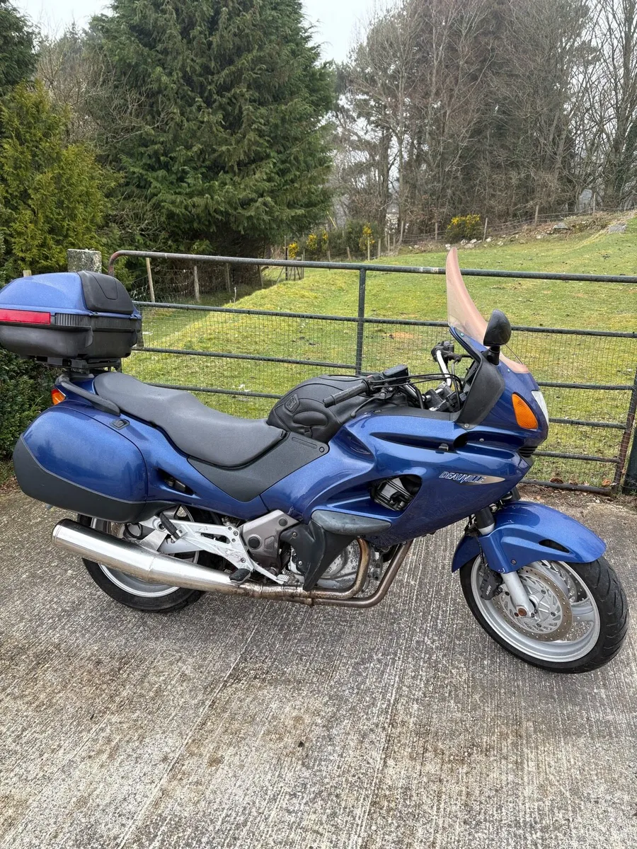 Honda Deauville 650 - Image 1