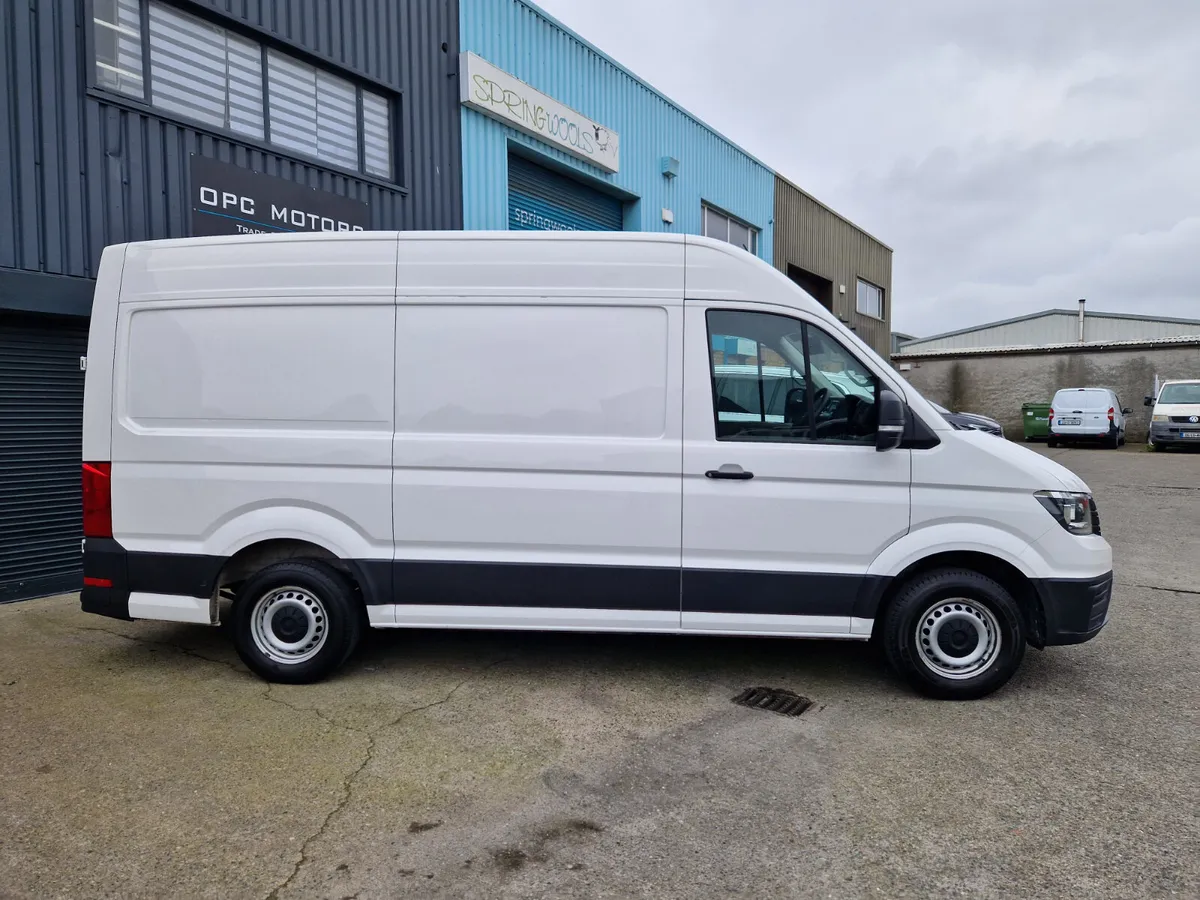 Volkswagen Crafter 2021 *Reversing Camera* - Image 3