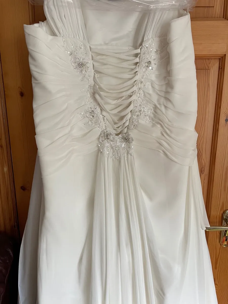 Wedding Dress - Image 4