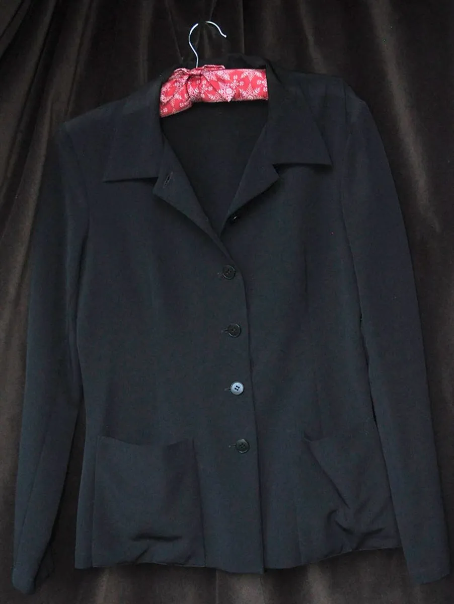 Black Jacket Agnes b of Paris,  Size Medium - Image 3
