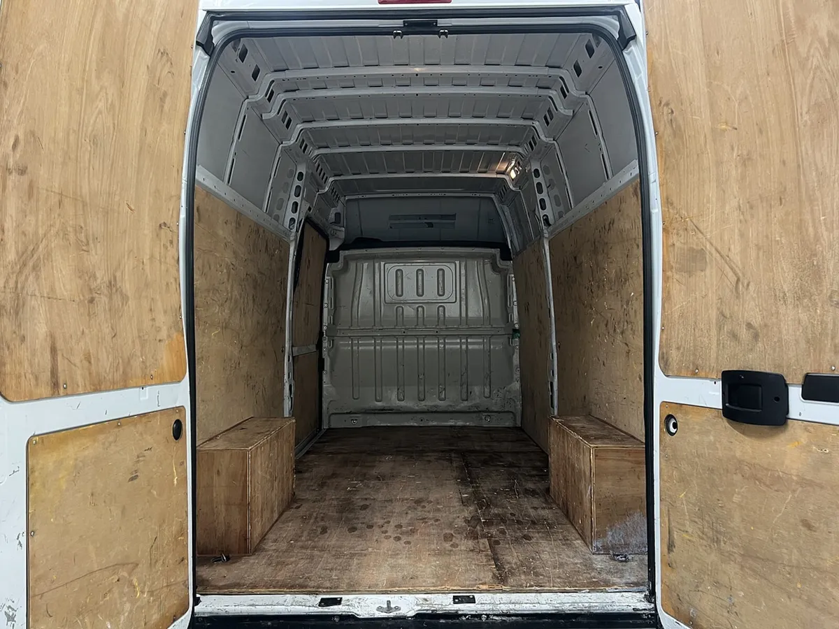 2023 Citroen Relay High Roof Panel Van - Image 2