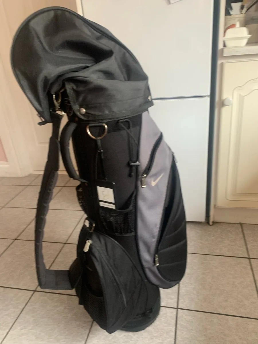 Nike Golf Bag - Image 2