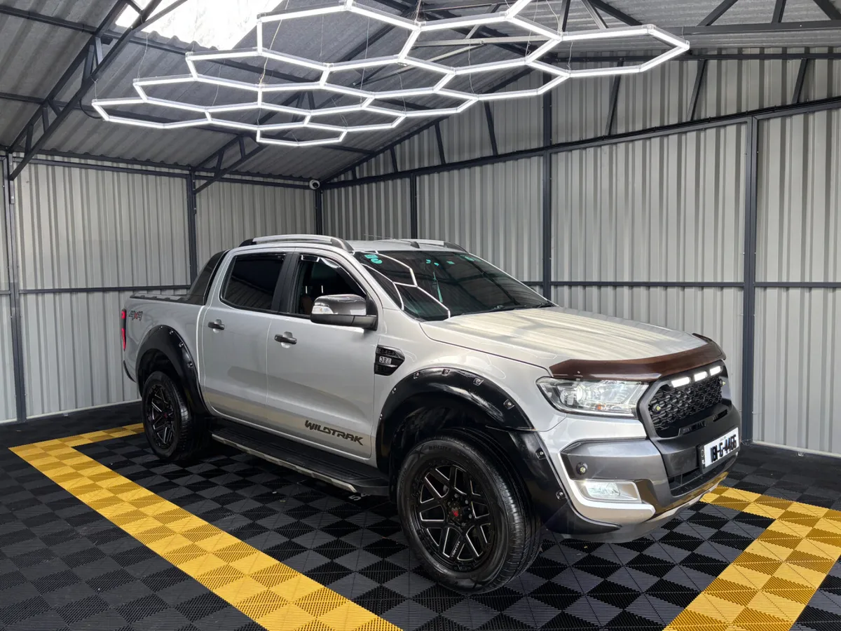 Ford Ranger 2018 Wildtrak 3.2 Auto!! - Image 1