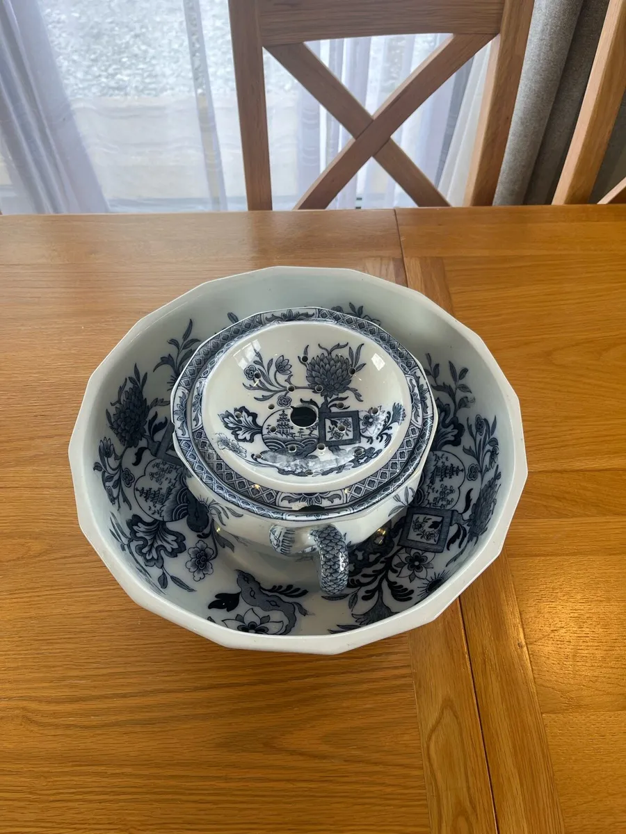 Antique A.Bros Washstand Set - Image 2