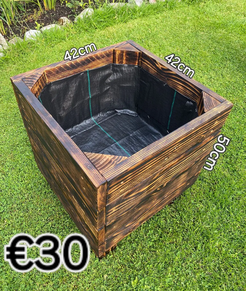 Planters, flower boxes - Image 1