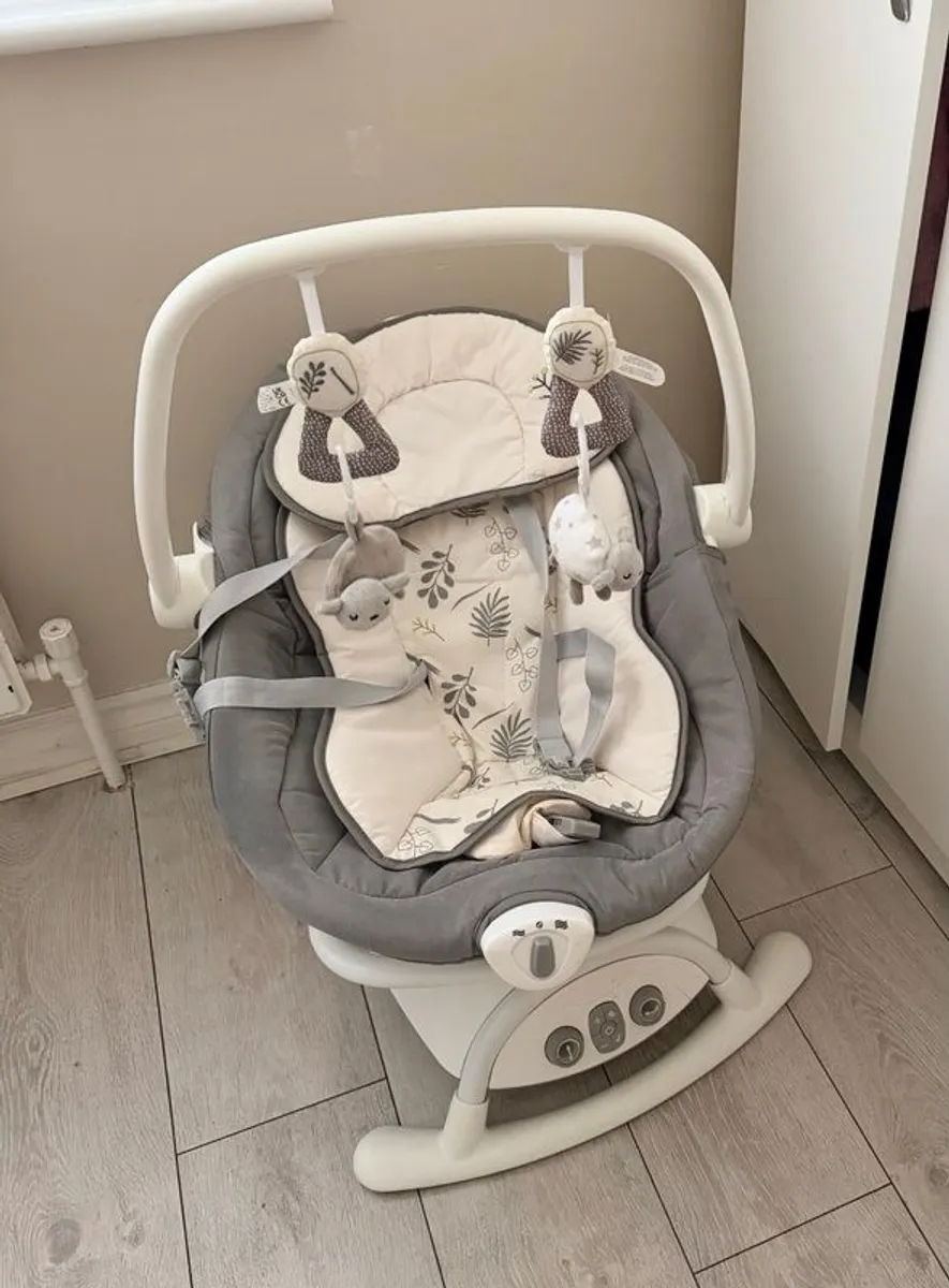 Joie Sansa 2 in 1 Baby Swing /Rocker - Image 2