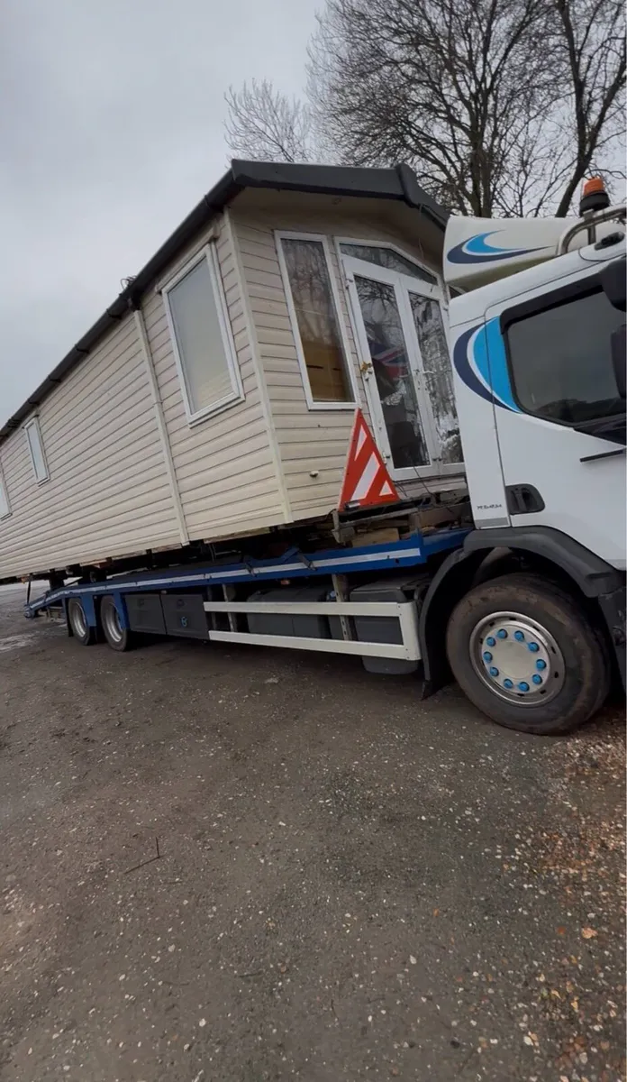 Mobile home moving truck - Image 2