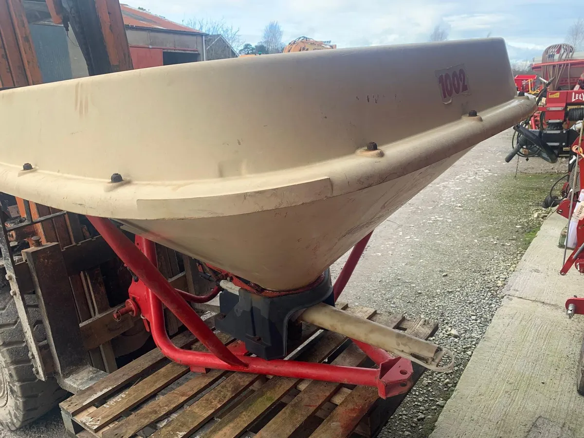 VICON 1002 WAGTAIL SOWER - Image 1