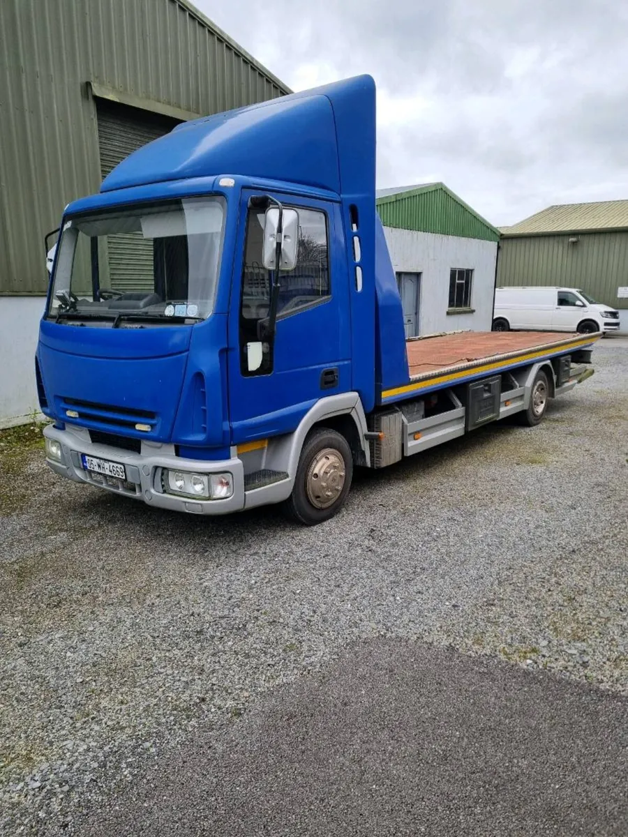 Recovery Lorry - Image 1