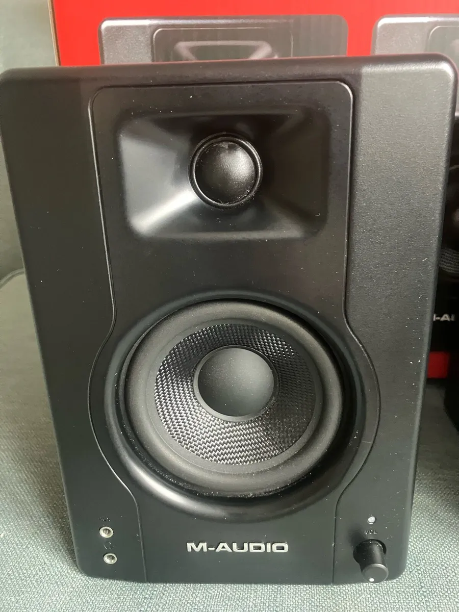 M-Audio BX4 Monitor Speakers - Image 3