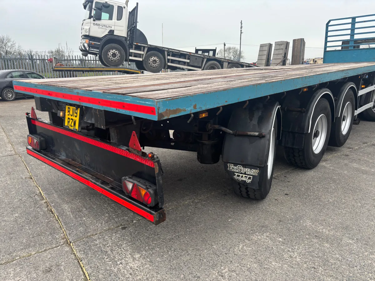 SDC Urban 10.5 meter Rear Steering Flat Trailer - Image 3